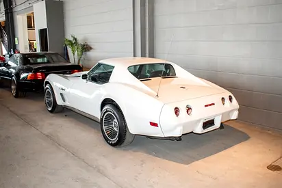 1975 Chevrolet CORVETTE 照片 2