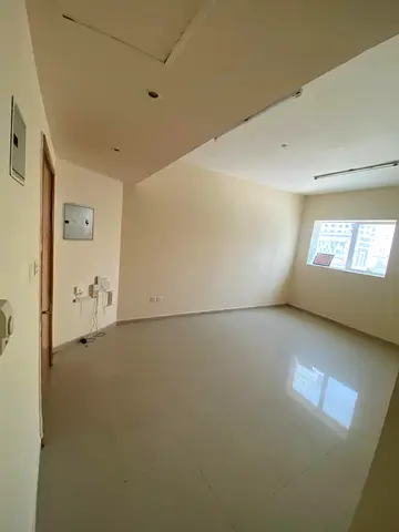 An exceptional apartment in Al-Qasimia (Al-Mahatta area) featuring two bedrooms and a living room with a spacious layout. It includes central air cond