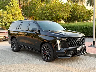 2025 Cadillac Escalade-V 700hp under warranty and service  till 09.2030 GCC