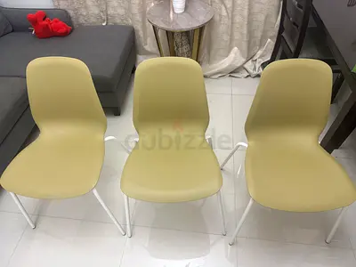 IKEA Branded Set of 3 modern dining chairs with seats and white metal legs in excellent condition