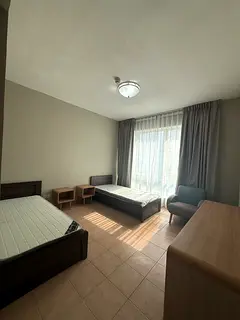 Bed space- no commission- near internet city metro station