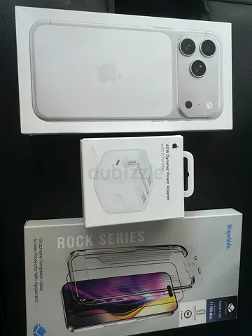 iPhone 17 Pro Max-256GB (sealed box) - Silver - Unopened totally new with charge and protection