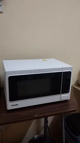 Toshiba Microwave Oven - Good Working Condition