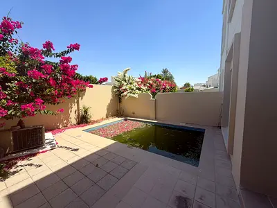 Hot Deal 5BR Single Row I Pool I Spacious Garden