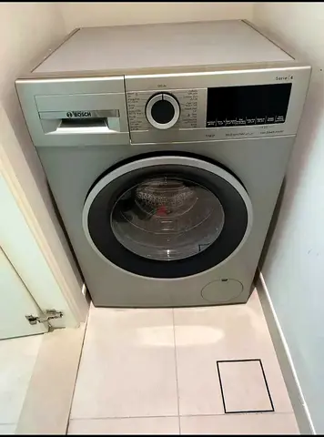 Bosch series 4 Washing Machine 9 kg washer machine like new condition
