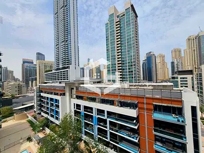 Prime Location | Chiller Free | Near Metro