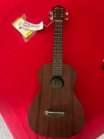 Ibanez Concert Ukulele - Natural concert size - new