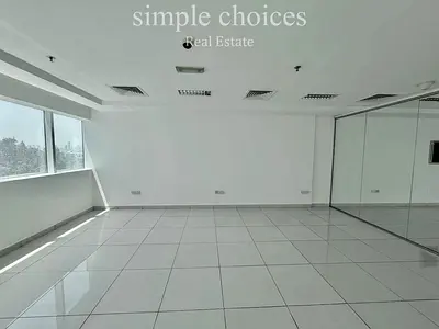 Corner Office/ Panoramic Views/ Chiller Free / 2 Parking Spaces