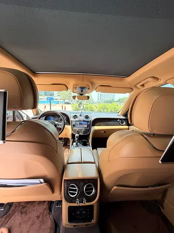2019 Bentley BENTAYGA — миниатюра 8