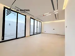 Lavish Design 5 Bedroom's Villa At Prime Location