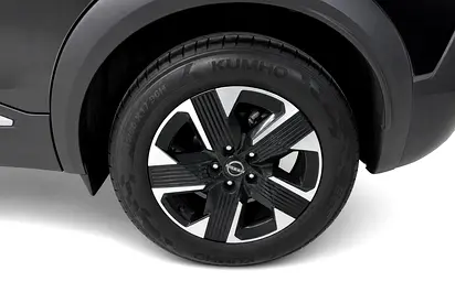 صورة 7 لـ 2025 Nissan KICKS