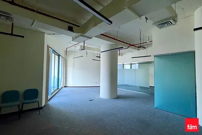 Prime Location| Ready to Move |High Floor