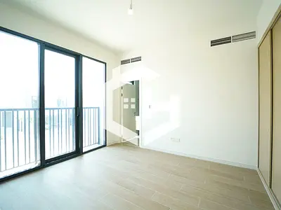 Single Raw | Close to Amenities | Flexible Cheques