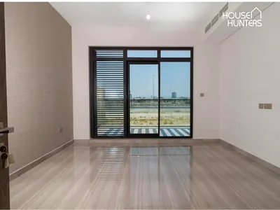 Available in Sep | Single Row | Landscaped