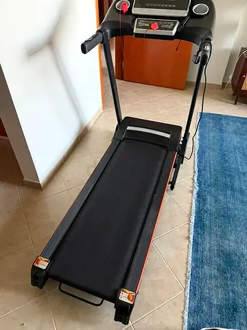 Sparnod STH-3400 Foldable Treadmill with automatic incline