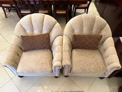 Luxury Living Room Sofa Set – Interiors Furniture – Excellent Condition