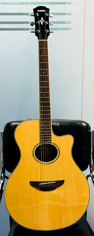 Yamaha APX600 Electro-Acoustic Guitar – Like New