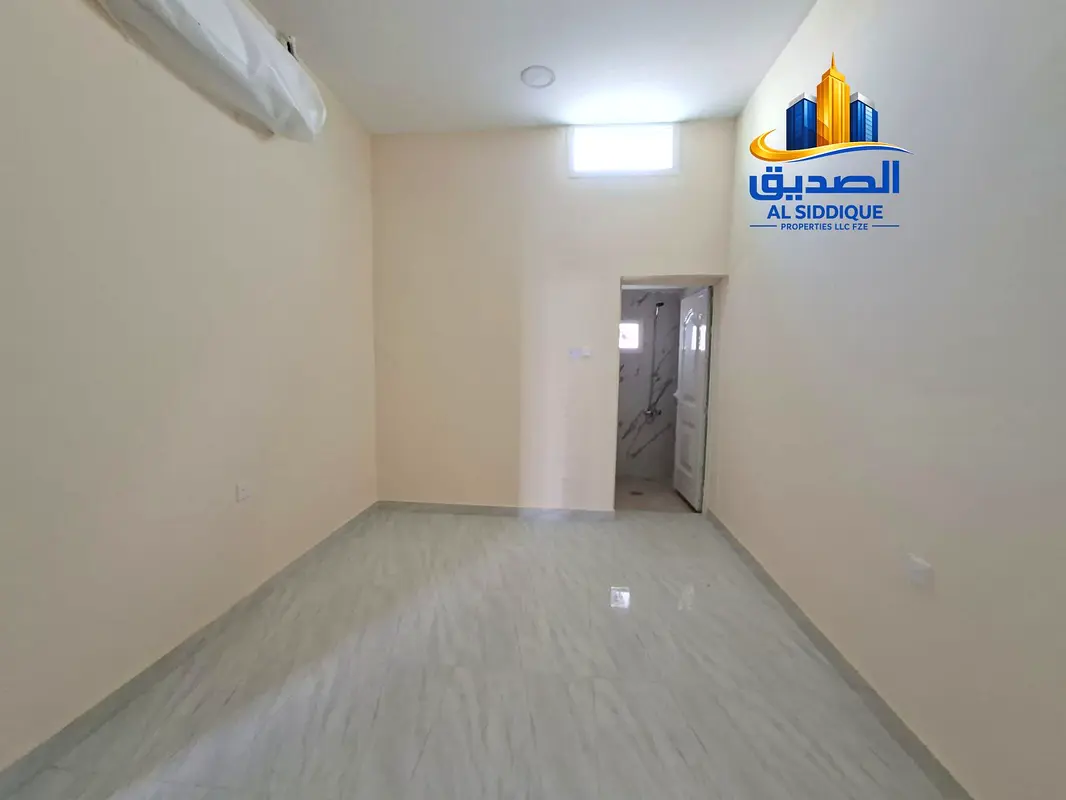 New Renewaited 2bhk Villa Near Main Road 55k