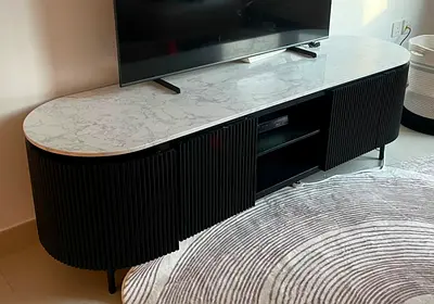 Monochrome TV Unit