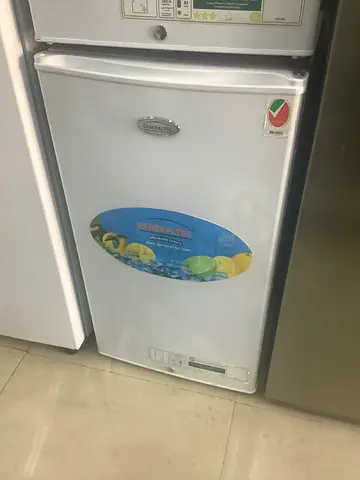 Whirlpool Single Door Refrigerator - Compact Used Unit