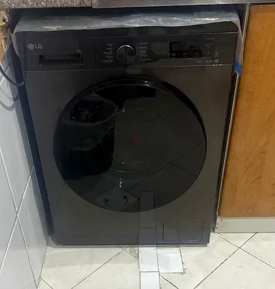 LG Front Load Washing Machine - 9kg, Black Steel