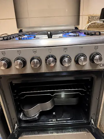 Cooking range