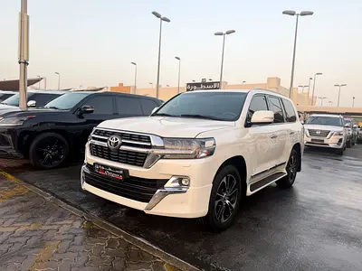 Toyota Land Cruiser 2021 GXR Grand Touring - GCC Specs - Immaculate Condition