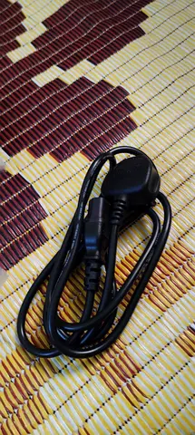 Black UK 3-Pin Power Cable / AC Mains Lead - Good Condition