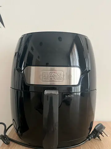 Black+Decker 4L Air Fryer - Good Working Condition