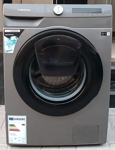 With WIFI connectivity SAMSUNG washing machine- perfect working