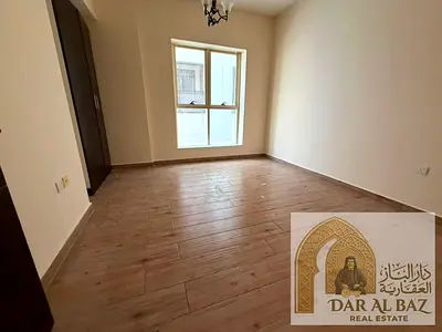 شقه غرفه وصاله للايجار السنوي بمويلح التجاريه مع 3حمام مع بلكونه مع خزائن مدمجه بالحائط مع باركن قريب من حديقه مويلح