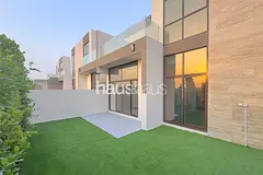 Single Row | Ready | Mortgageable | Close to Park