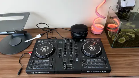 Pioneer DJ DDJ-400 – Almost Untouched | Excellent Condition