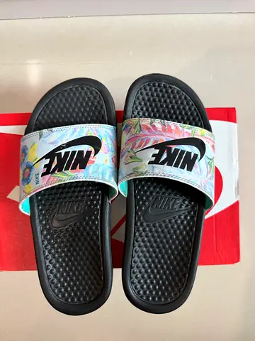 Nike Benassi JDI Floral Slide Sandals - Black/Multicolor, Size US 7 womens
