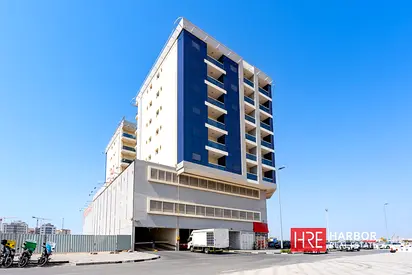 Spacious Layouts | Chiller Included | Vacant Unit