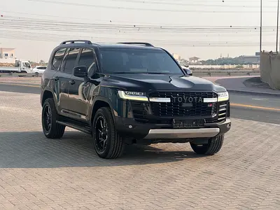 Toyota Land Cruiser GR Sport 2022 | GCC Specs | Low Mileage