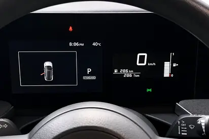 صورة 12 لـ 2025 Nissan KICKS