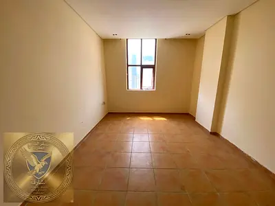 One bedroom and living room for annual rent in Al Majarrah area Central air conditioning, spacious, ready-to-move-in finishing, open view, and modern