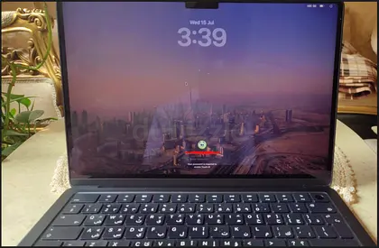 MacBook Pro 13-inch (Tahoe) - Perfect Condition, Very Slight Usage