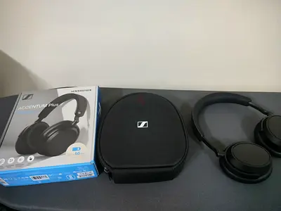 Sennheiser momentum plus