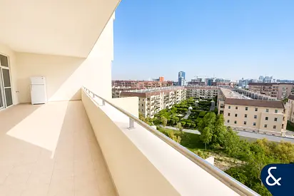 2 Bedrooms | Garden facing | Vacant