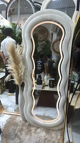 Large Curved Full-Length Decorative Floor Mirror with LED