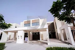 3BR Villa | Courtyard &amp; Pool View | Private Garden
