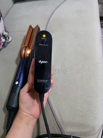 Dyson airstrait blue