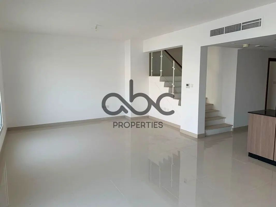 Single Row-Middle | 3BR + Maid | Private Garden