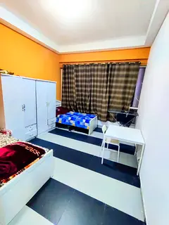 Bed Space For Executive Male With Attached Bath (Ind/Pk/Nepl/Bang)