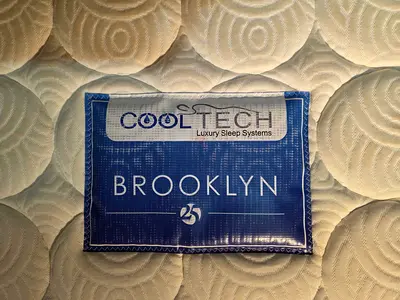 CoolTech Brooklyn Mattress - Double bed 180x 200 cmm (excellent Condition). Orthopedic.