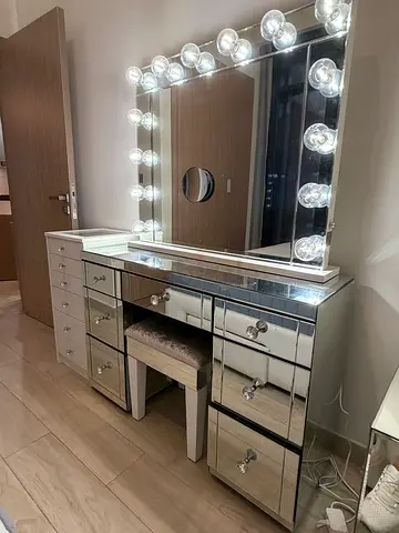 Mirrored Hollywood Dressing Table with LED Lights and Stool