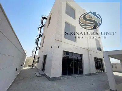 LUXURY 6 MASTER BR VILLA | POOL | ELEVATOR