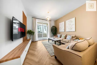 Beautiful Private Gated Community in Motor City